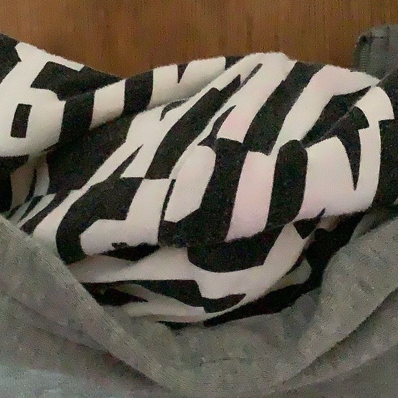 PINK Zipper Up Hooded Sweatshirt in Gray Size Small - Picture 7 of 7